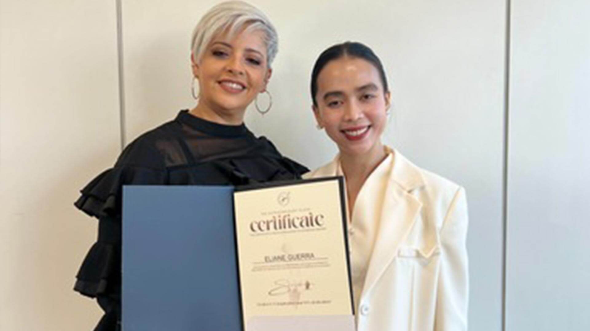 Técnica sexy brows com fios no dermógrafo e efeitos realistas e tridimensionais